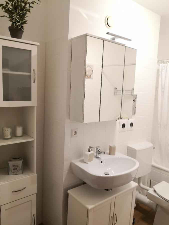 Exklusives Apartment Zw. Lu Und Speyer Mit Aufzug Neuhofen Eksteriør bilde